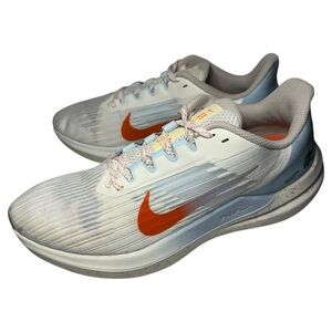 Nike Women’s Size 9.5 White Sail Blue Air Winflo 9 Athletic Running Gym Sneakers